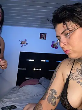 lunaa love online show from April 2026 12:41:01 AM