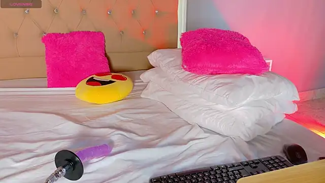 CandyRose   online show from March 2026 04:46:01 AM