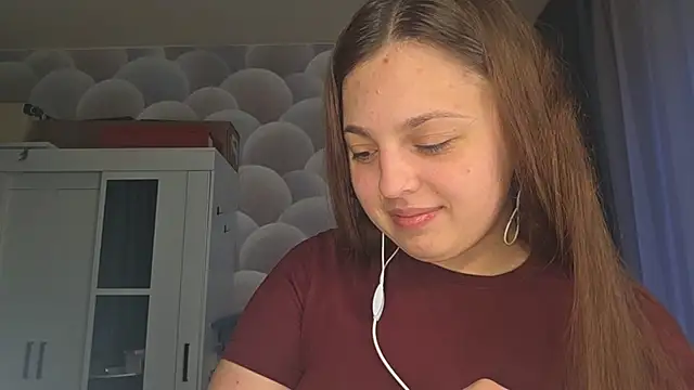 AnnaSpirit online show from April 2026 04:10:02 PM