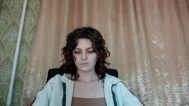 ShirleyNibbs online show from April 2026 07:07:02 PM