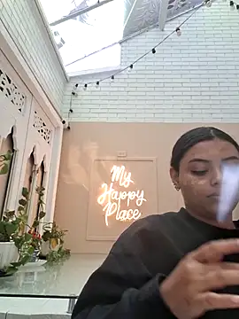 scarlett  2 online show from April 2026 09:32:01 PM