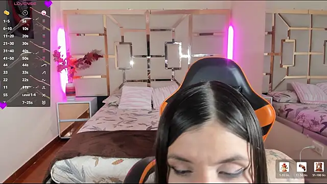 brenda mejiaa online show from April 2026 01:15:01 PM