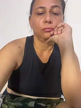 Snapshot of _violeta_99 chatting on July 2026 06:22:02 PM violeta 99 online show from July 2026 06:22:02 PM