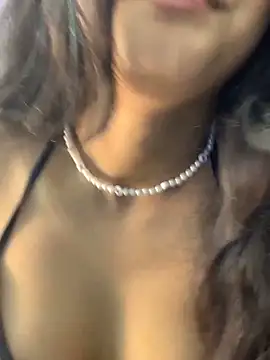 AngelCheerry  online show from April 2026 11:35:01 AM