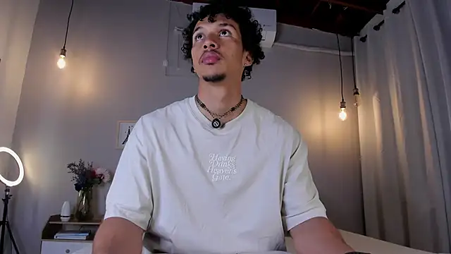 dominik drake online show from April 2026 12:19:02 PM