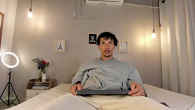 dominik drake online show from April 2026 12:41:01 PM