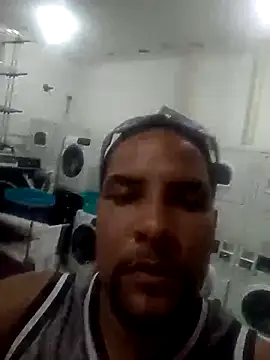 Tomajek95 online show from April 2026 07:33:02 PM