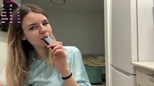 Peachy keens online show from April 2026 04:23:01 PM