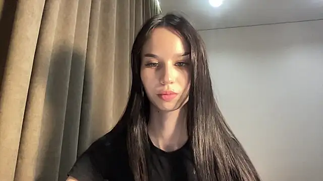 sparkmuse online show from April 2026 08:36:02 PM