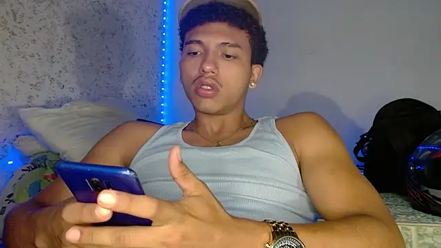 tonydesire  online show from April 2026 09:28:01 PM