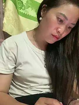 Sunny-smile1 online show from April 2026 03:42:02 PM