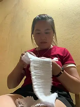 Sunny-smile1 online show from April 2026 12:00:02 PM