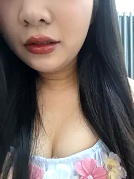 LindaBsexy online show from March 2026 04:18:02 PM