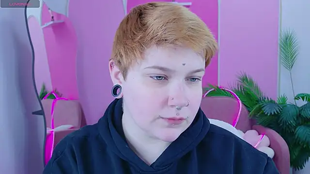 Edna Davis online show from April 2026 07:53:02 AM