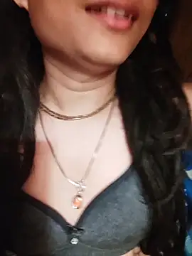 SweetTsAngel online show from April 2026 06:15:01 PM