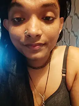 Snapshot of SweetTsAngel chatting on July 2026 11:05:02 AM SweetTsAngel online show from July 2026 11:05:02 AM