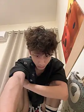 sexyboy-3525 online show from April 2026 01:12:02 PM