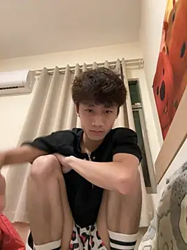 sexyboy-3525 online show from May 2026 12:11:02 PM