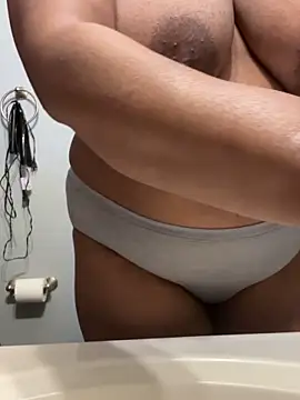 Sweetie8582 online show from April 2026 07:55:03 AM