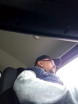 Cristo1982 online show from April 2026 04:15:01 AM