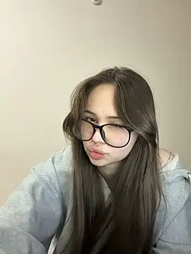 NIKAGPT online show from April 2026 09:01:01 PM