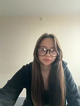 NIKAGPT online show from April 2026 11:43:01 AM