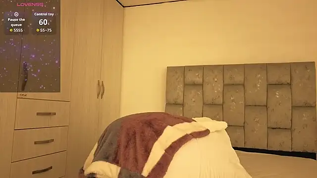 Izumi   online show from April 2026 04:06:02 AM