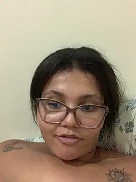 viviboraaaa online show from April 2026 12:46:02 AM