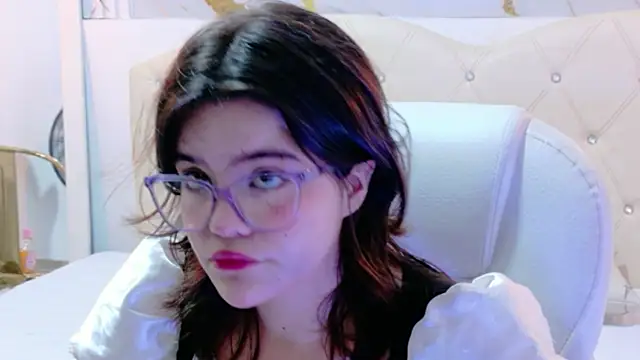 Alexa Missfortune online show from April 2026 07:47:02 PM