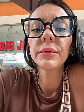 SofiParma online show from May 2026 07:11:01 PM
