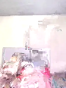 Aleja23lu online show from May 2026 04:35:02 PM