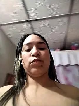 erikabella online show from April 2026 06:12:02 PM