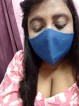 Tami-sonia online show from April 2026 02:03:02 PM