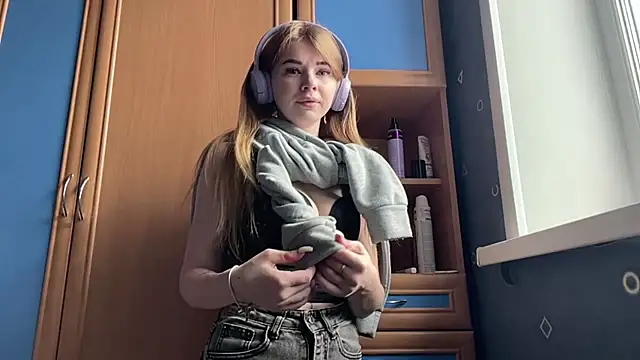 fanybuny online show from April 2026 07:39:01 AM
