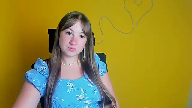 Snapshot of Tiffani_Angel chatting on June 2026 05:56:02 AM Tiffani Angel online show from June 2026 05:56:02 AM