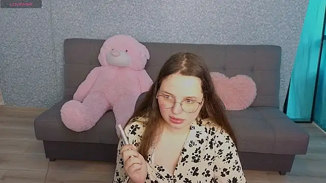 SofiDreamm online show from June 2026 02:55:01 PM