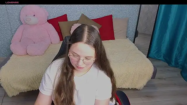 SofiDreamm online show from June 2026 11:06:01 PM