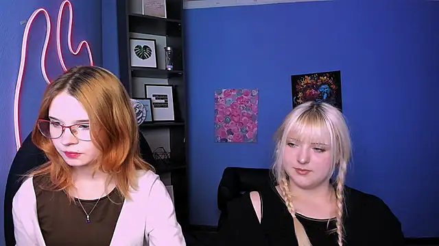 callmevivien online show from April 2026 07:32:01 PM