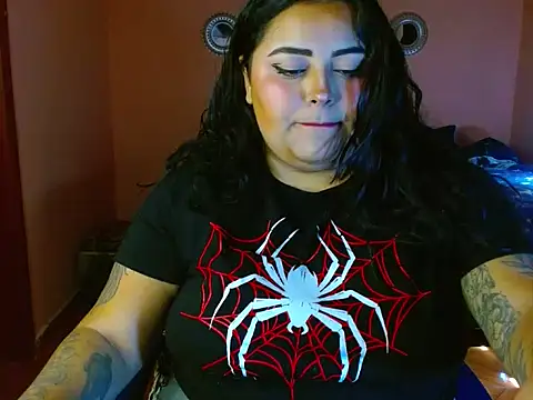 LunaAddittion online show from April 2026 02:21:01 PM