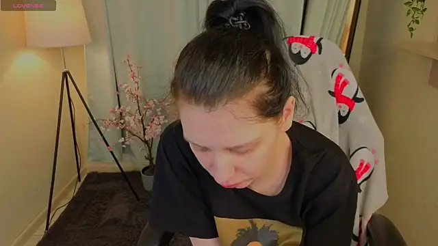 Ophyrix online show from April 2026 10:19:02 AM