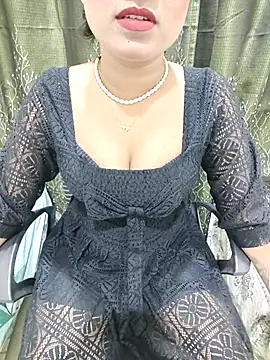 Piyu x online show from April 2026 06:45:02 PM