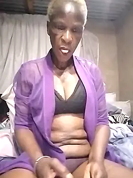 Naughtygrany online show from April 2026 10:54:02 PM