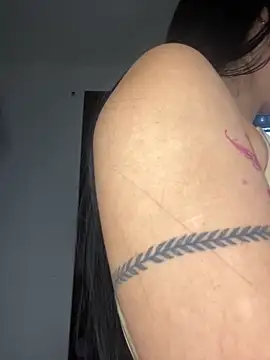 mimihot777 online show from April 2026 10:43:02 PM