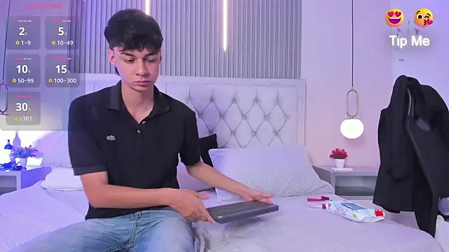 andy may18 online show from April 2026 01:31:01 PM