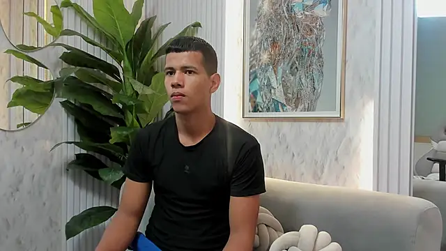 noahdark  online show from April 2026 02:38:01 AM