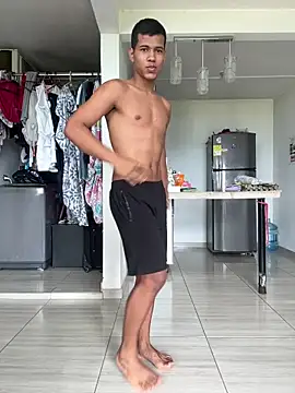 Snapshot of noahdark_ chatting on May 2026 08:04:02 PM noahdark online show from May 2026 08:04:02 PM