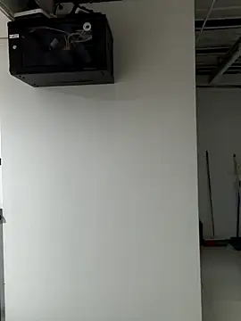 bella swwan  online show from April 2026 01:23:01 PM