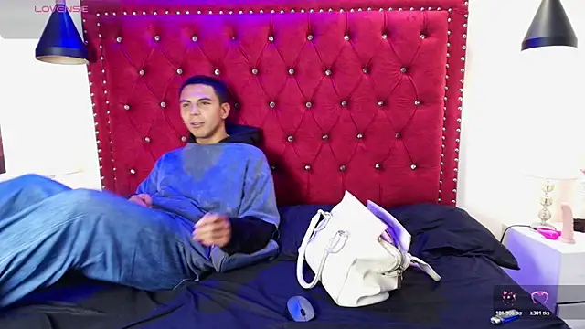 Jack and Emma  online show from April 2026 12:41:01 PM