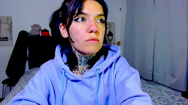LannieGonzales online show from June 2026 02:02:02 AM