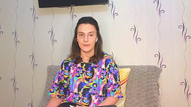 Hey baddie online show from April 2026 10:32:01 PM